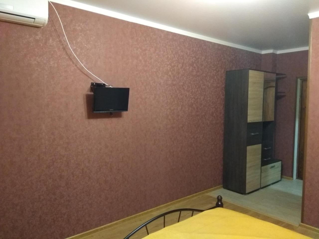 Гостевой дом На Кабардинской, 139а Гагра Экстерьер фото